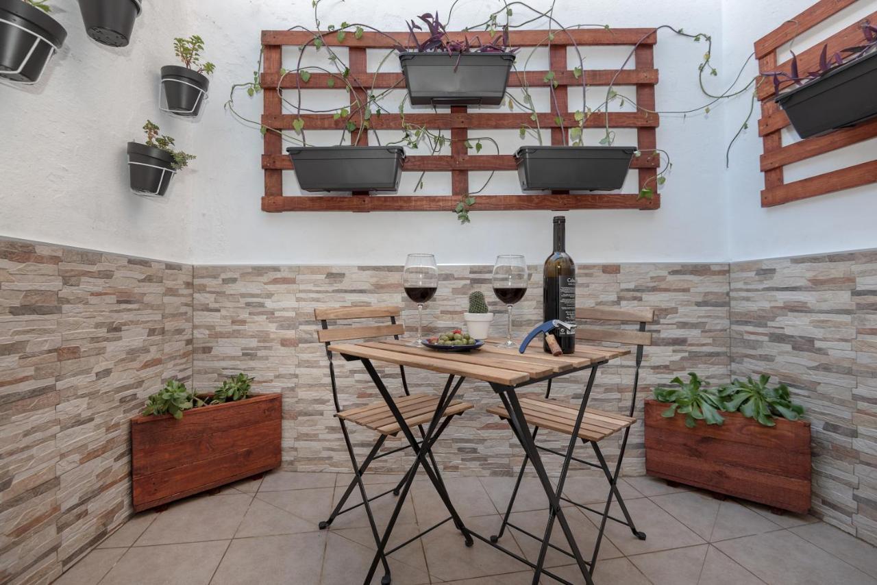 La Casina De Caceres Apartment Bagian luar foto