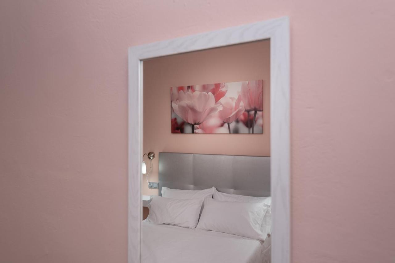 La Casina De Caceres Apartment Bagian luar foto